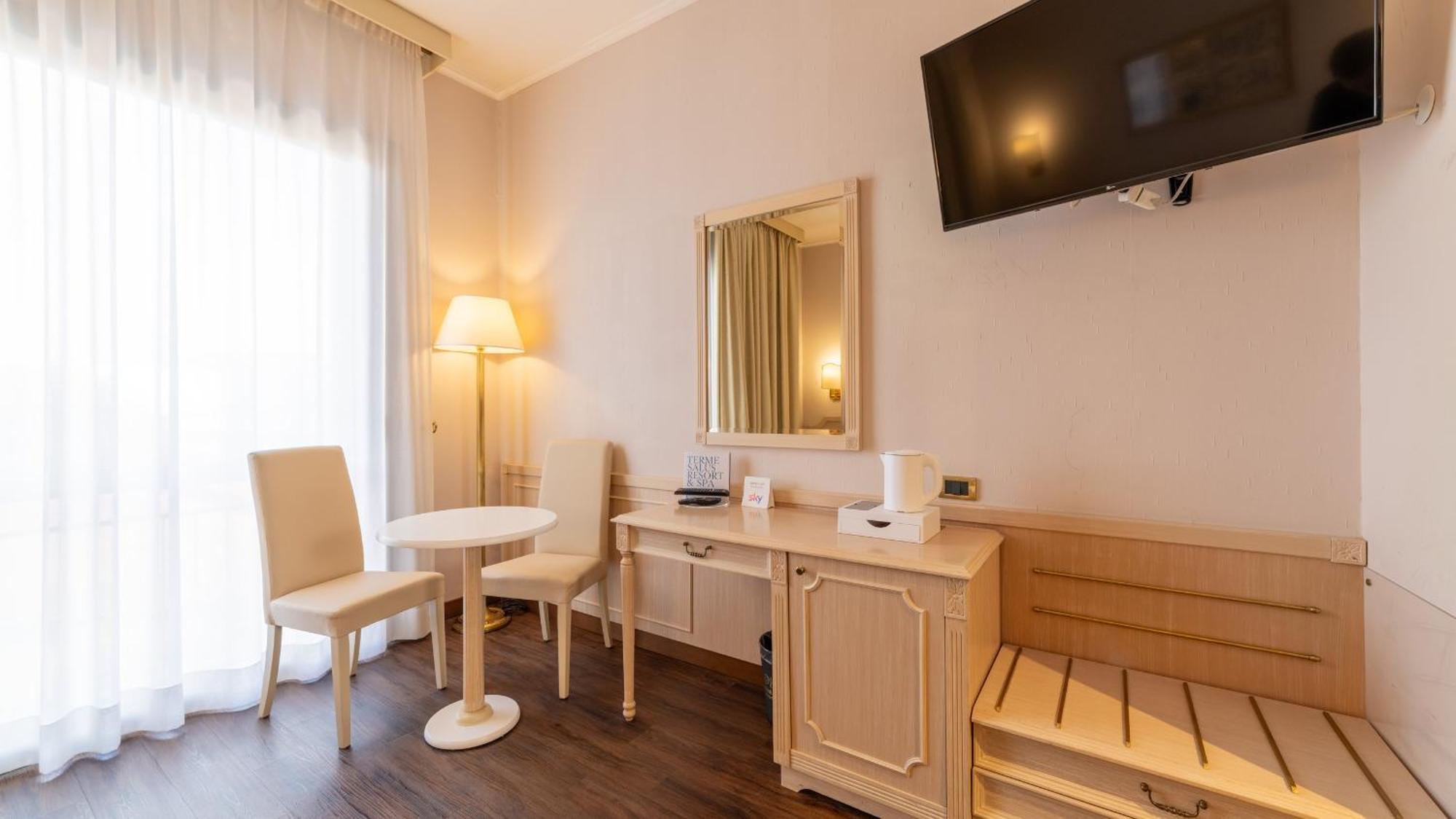 Hotel Salus Terme - Adults Only Витербо Экстерьер фото